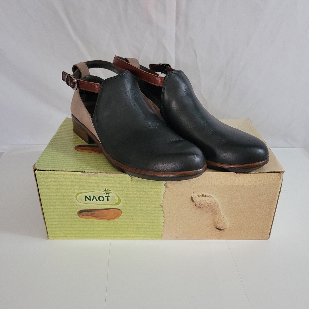 Naot Kamsin Leather Ankle Boots